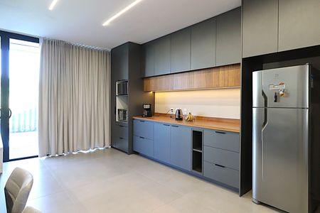 Casa de condomínio para alugar com 196m², 2 quartos e 2 vagasSala  cozinha americana integrada