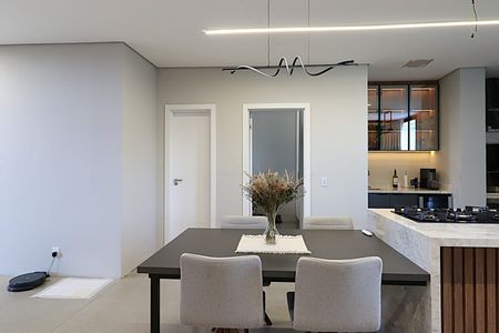 Casa de condomínio para alugar com 196m², 2 quartos e 2 vagasSala  cozinha americana integrada