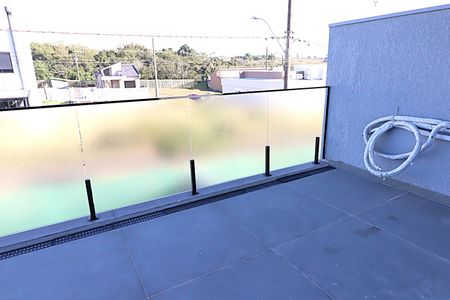Casa de condomínio para alugar com 196m², 2 quartos e 2 vagasSacada do Quarto 2