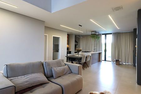 Casa de condomínio para alugar com 196m², 2 quartos e 2 vagasSala  cozinha americana integrada