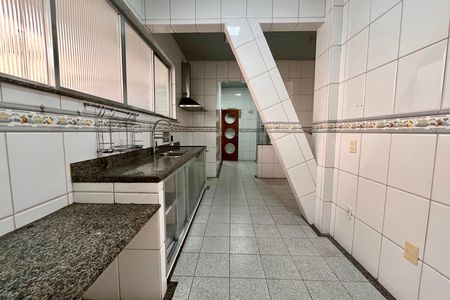 Apartamento à venda com 170m², 3 quartos e 1 vaga Apartamento à venda com 170m², 3 quartos e 1 vagaCozinha