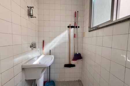 Apartamento à venda com 170m², 3 quartos e 1 vaga Apartamento à venda com 170m², 3 quartos e 1 vagaÁrea de Serviço