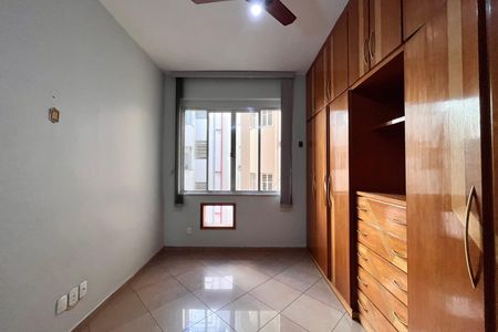 Apartamento à venda com 170m², 3 quartos e 1 vaga Apartamento à venda com 170m², 3 quartos e 1 vagaQuarto 2