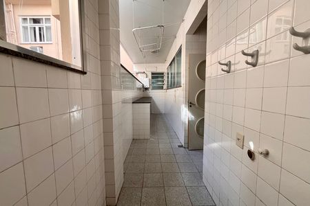 Apartamento à venda com 170m², 3 quartos e 1 vaga Apartamento à venda com 170m², 3 quartos e 1 vagaÁrea de Serviço