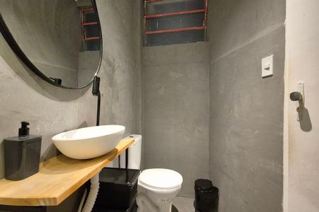 Banheiro de kitnet/studio à venda com 1 quarto, 35m² em Vila Itapura, Campinas