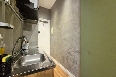 Cozinha  de kitnet/studio à venda com 1 quarto, 35m² em Vila Itapura, Campinas