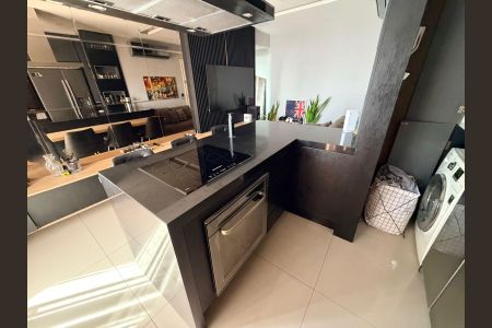 Cozinha de apartamento para alugar com 1 quarto, 38m² em Fátima, Niterói