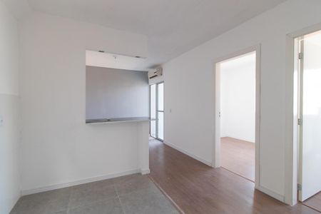 Apartamento para alugar com 45m², 2 quartos e 1 vaga Apartamento para alugar com 45m², 2 quartos e 1 vagaCozinha e Área de Serviço