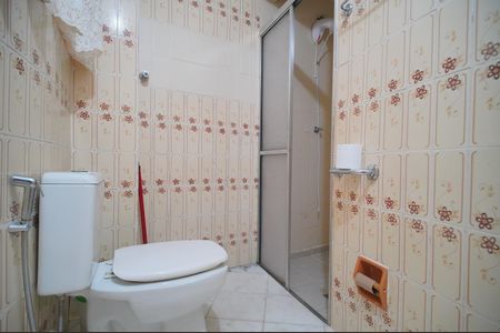 Apartamento à venda com 81m², 2 quartos e sem vagaBanheiro