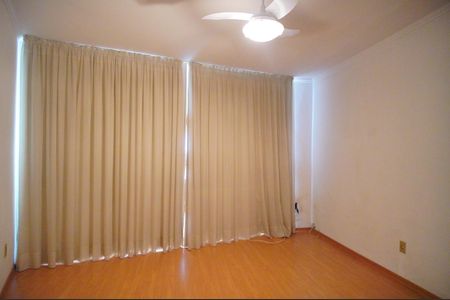 Apartamento à venda com 81m², 2 quartos e sem vagaQuarto 2