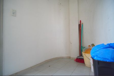Apartamento à venda com 81m², 2 quartos e sem vagaQuarto de Serviço