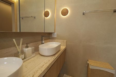 Apartamento à venda com 400m², 4 quartos e 5 vagasBanheiro da Suíte Master