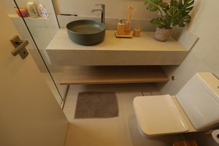 Apartamento à venda com 400m², 4 quartos e 5 vagasBanheiro da Suíte 3