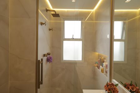 Apartamento à venda com 400m², 4 quartos e 5 vagasBanheiro da Suíte 1Banheiro da Suíte 1
