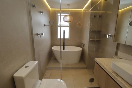 Apartamento à venda com 400m², 4 quartos e 5 vagasBanheiro da Suíte Master