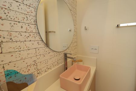 Apartamento à venda com 400m², 4 quartos e 5 vagasBanheiro da Suíte 2