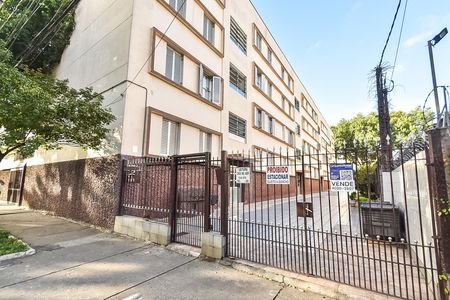 Apartamento à venda com 58m², 2 quartos e 1 vaga Apartamento à venda com 58m², 2 quartos e 1 vagaFachada