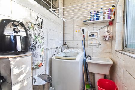 Apartamento à venda com 58m², 2 quartos e 1 vaga Apartamento à venda com 58m², 2 quartos e 1 vagaÁrea de serviço