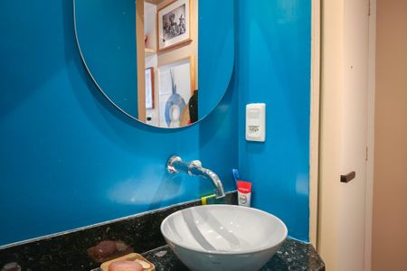 Studio à venda com 28m², 1 quarto e sem vaga Studio à venda com 28m², 1 quarto e sem vagaBanheiro