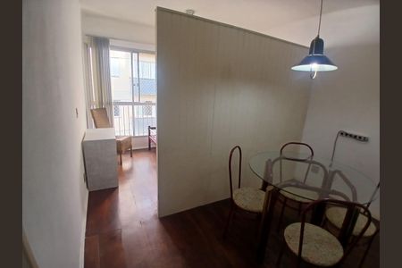 Studio à venda com 35m², 1 quarto e sem vaga Studio à venda com 35m², 1 quarto e sem vagaSala