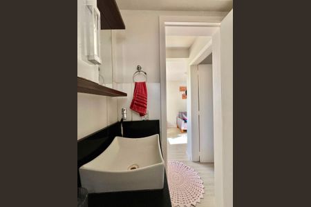 Banheiro de apartamento para alugar com 2 quartos, 52m² em Jardim Nova Europa, Campinas
