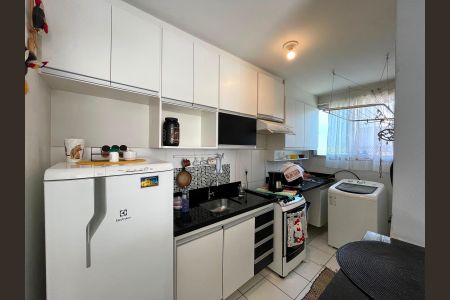 Apartamento para alugar com 52m², 2 quartos e 1 vaga Apartamento para alugar com 52m², 2 quartos e 1 vagaCozinha e Área de Serviço