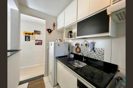 Apartamento para alugar com 52m², 2 quartos e 1 vaga Apartamento para alugar com 52m², 2 quartos e 1 vagaCozinha e Área de Serviço