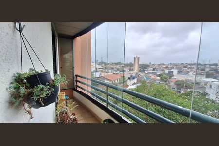 Apartamento à venda com 90m², 3 quartos e 2 vagas Apartamento à venda com 90m², 3 quartos e 2 vagasVaranda