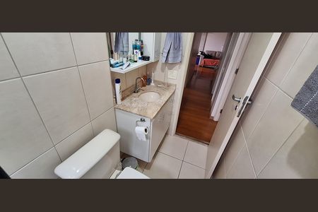 Apartamento à venda com 90m², 3 quartos e 2 vagas Apartamento à venda com 90m², 3 quartos e 2 vagasBanheiro