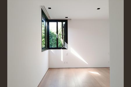 Casa à venda com 262m², 3 quartos e 2 vagasSuíte 1