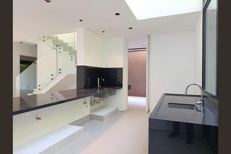 Casa à venda com 262m², 3 quartos e 2 vagasCozinha