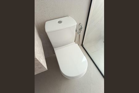Casa à venda com 262m², 3 quartos e 2 vagasBanheiro da Suíte 2