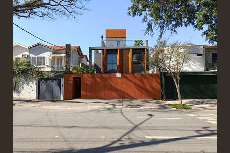 Casa à venda com 262m², 3 quartos e 2 vagasFachada
