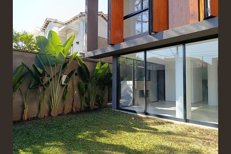 Garagem de casa à venda com 3 quartos, 262m² em Jardim Paulista, São Paulo