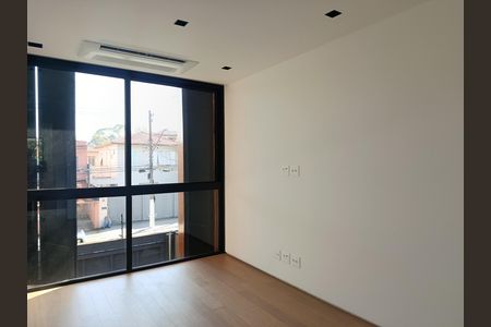 Casa à venda com 262m², 3 quartos e 2 vagasSuíte 2
