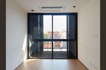 Casa à venda com 262m², 3 quartos e 2 vagasSuíte 2
