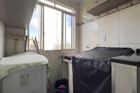 Apartamento à venda com 53m², 2 quartos e 1 vaga Apartamento à venda com 53m², 2 quartos e 1 vagaCozinha e Área de Serviço