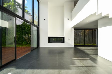 Casa à venda com 518m², 4 quartos e 4 vagas Casa à venda com 518m², 4 quartos e 4 vagasSala 2