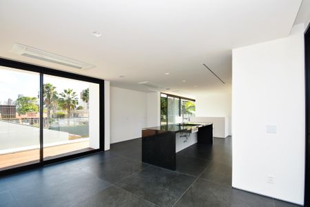 Casa à venda com 518m², 4 quartos e 4 vagas Casa à venda com 518m², 4 quartos e 4 vagaschurrasqueira e cozinha gourmet