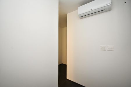 Casa à venda com 518m², 4 quartos e 4 vagas Casa à venda com 518m², 4 quartos e 4 vagasquarto de serviço