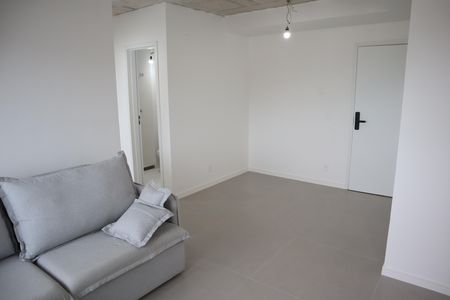 sala de apartamento para alugar com 2 quartos, 55m² em Camorim, Rio de Janeiro