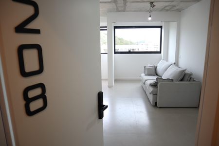 sala de apartamento para alugar com 2 quartos, 55m² em Camorim, Rio de Janeiro