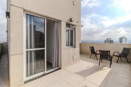 Apartamento à venda com 62m², 1 quarto e 1 vaga Apartamento à venda com 62m², 1 quarto e 1 vagaVaranda