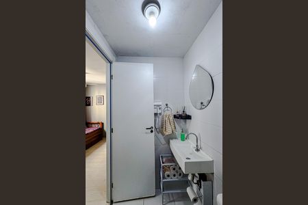 Apartamento para alugar com 38m², 2 quartos e sem vaga Apartamento para alugar com 38m², 2 quartos e sem vagaBanheiro