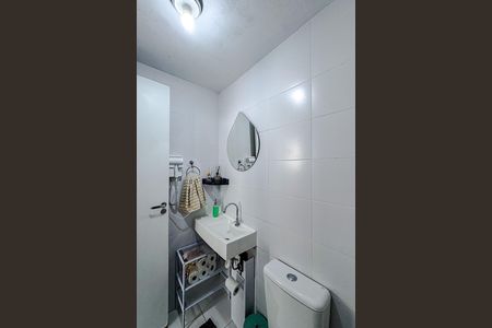 Apartamento para alugar com 38m², 2 quartos e sem vaga Apartamento para alugar com 38m², 2 quartos e sem vagaBanheiro