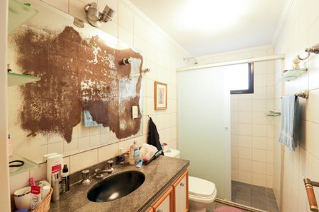 Apartamento à venda com 160m², 4 quartos e 3 vagasBanheiro da Suíte 2