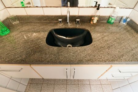 Apartamento à venda com 160m², 4 quartos e 3 vagasBanheiro da Suíte 3