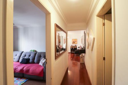 Apartamento à venda com 160m², 4 quartos e 3 vagasCorredor