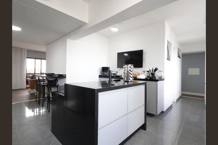 Apartamento à venda com 167m², 4 quartos e 5 vagasCozinha