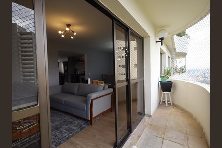 Apartamento à venda com 167m², 4 quartos e 5 vagasVaranda da Sala